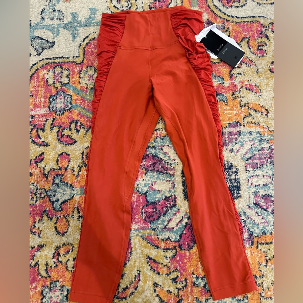Lululemon special edition leggings sz 10
